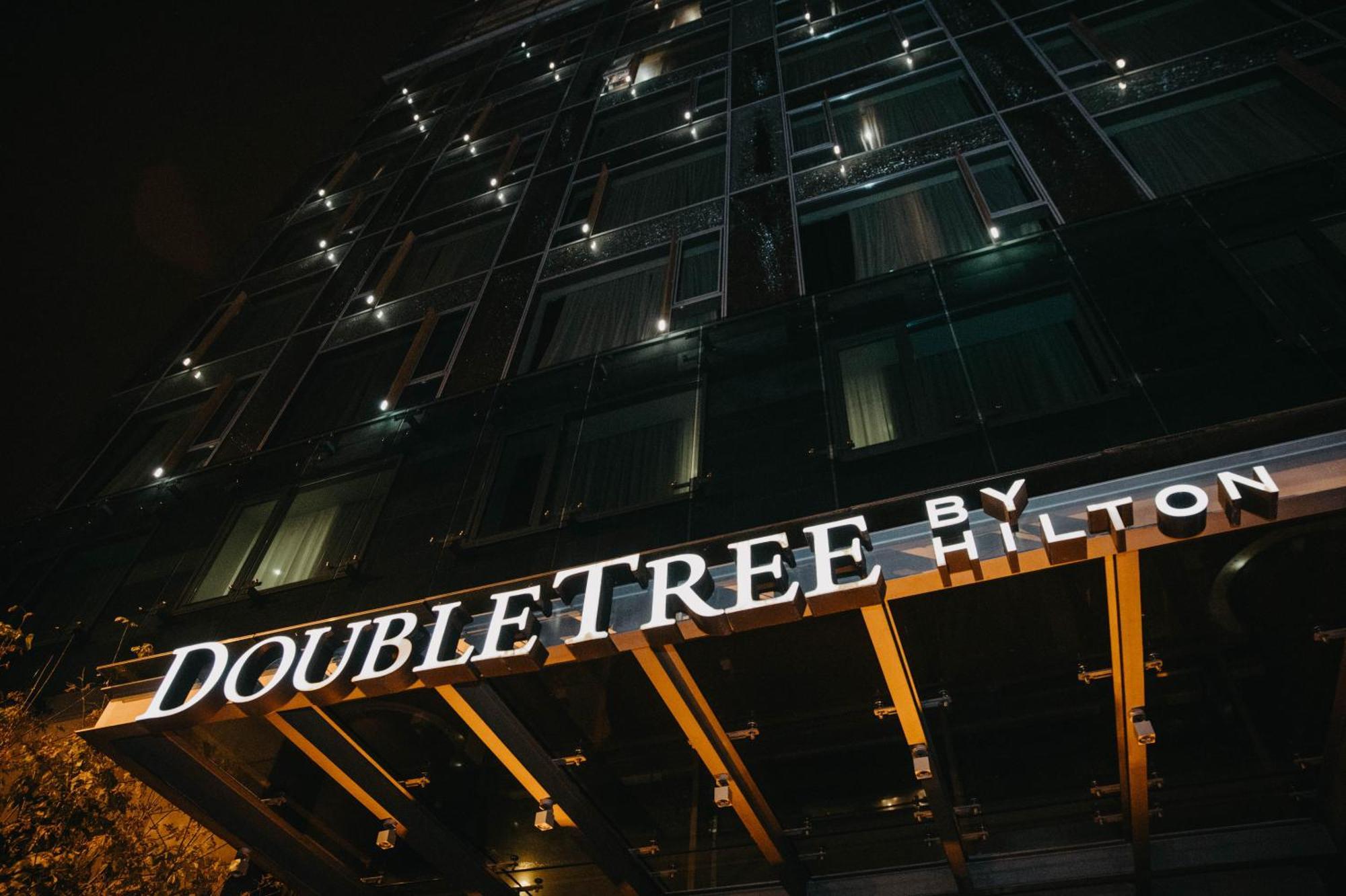Doubletree By Hilton Zagreb Hotel Exterior foto
